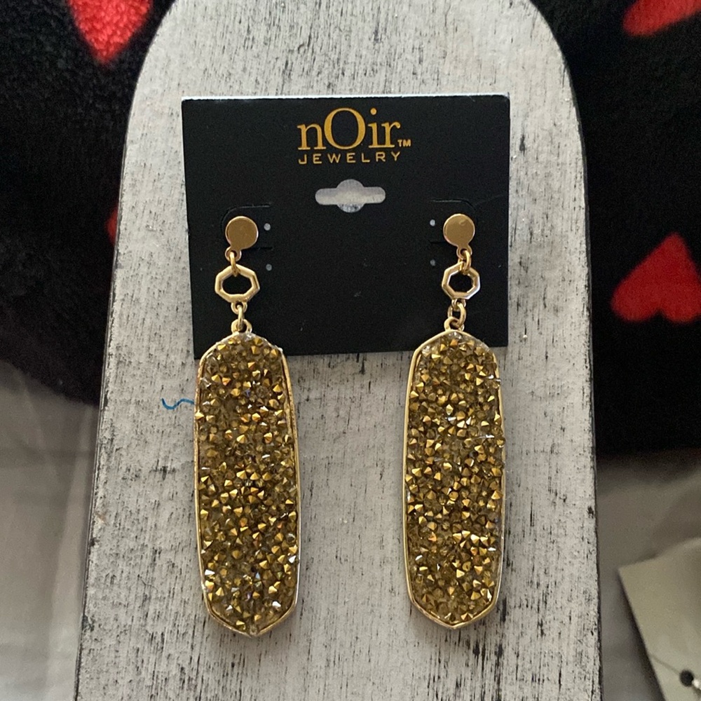 NWT noir earrings